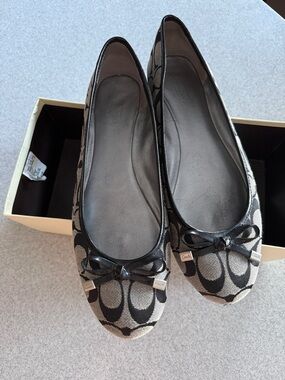Coach Black & patent Signature Logo Ballet Flats, woman’s size 10